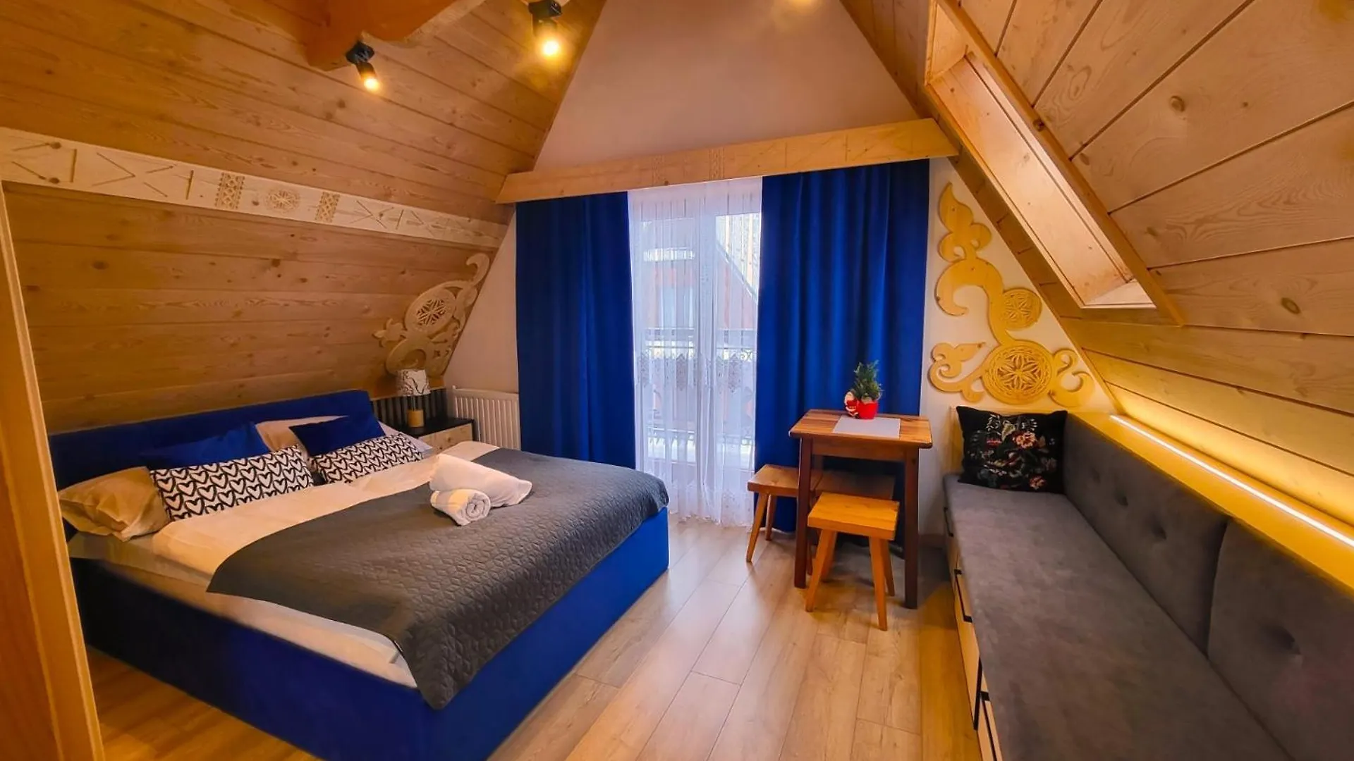 Hotel Chałpa u Zbójnika Zakopane 0*,  Polska